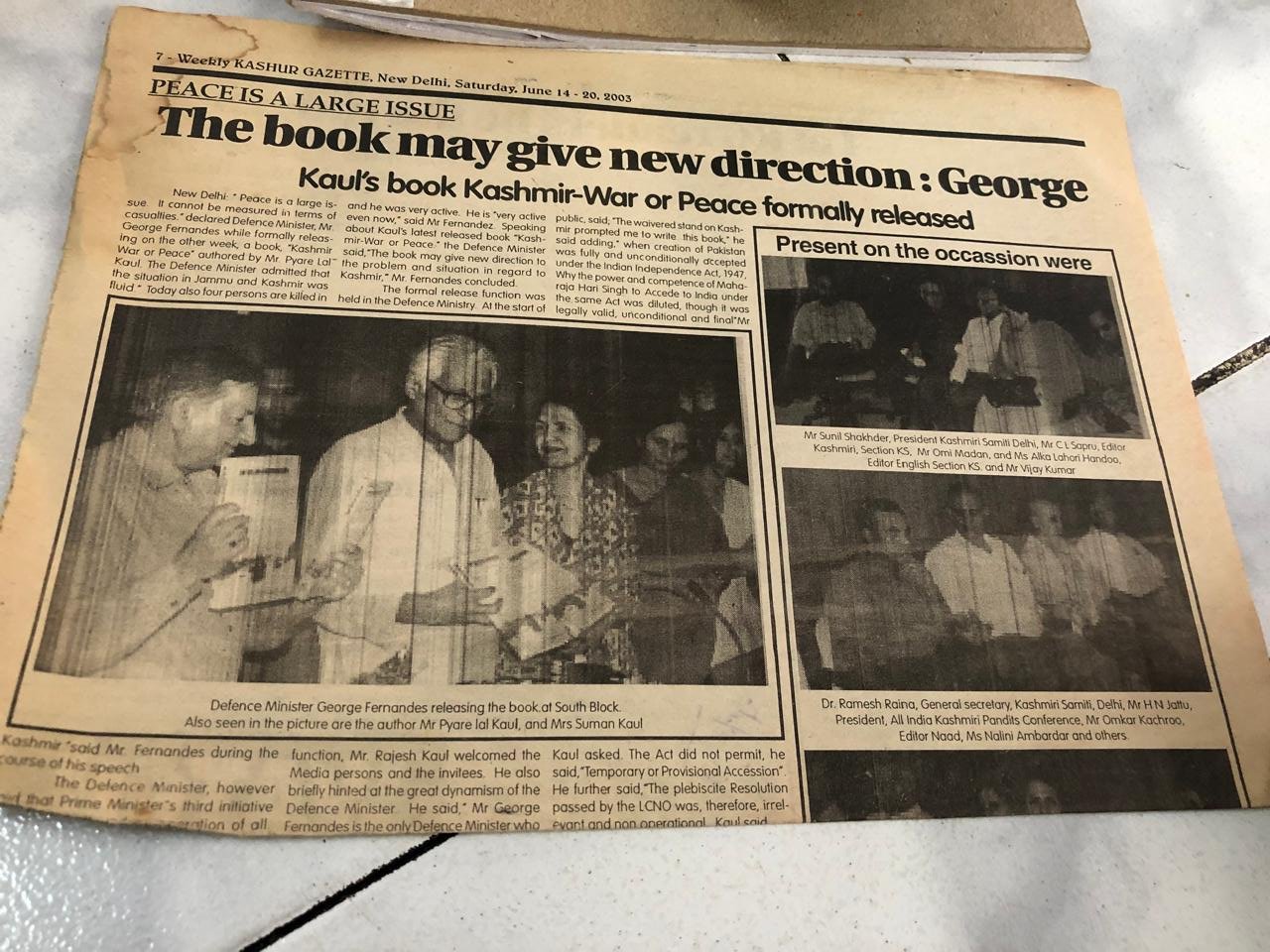 Kashmir: War or Peace Formally Released by Defence Minister George Fernandes